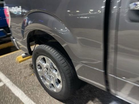 Used 2011 Ford F150 XLT w/ XLT Chrome Pkg image 4