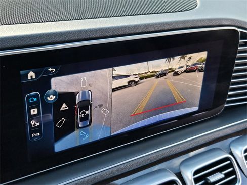 Used 2025 Mercedes-Benz GLE 450e 4MATIC image 22