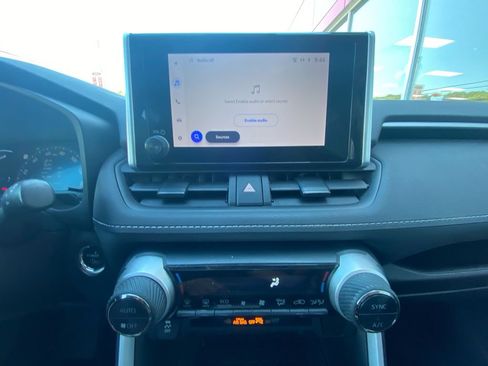 Used 2023 Toyota RAV4 XLE w/ Convenience Package AWD/4WD image 20
