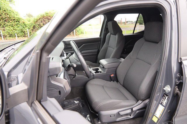 Used 2025 Toyota 4Runner SR5 AWD/4WD image 8