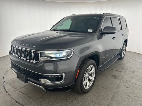 Used 2022 Jeep Wagoneer Series II AWD/4WD image 15