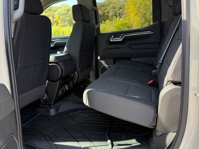 New 2026 Chevrolet Silverado 1500 RST w/ RST Select Package AWD/4WD image 8