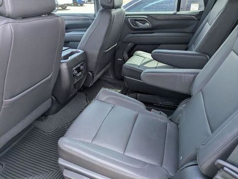 Used 2023 Chevrolet Tahoe LT w/ Luxury Package AWD/4WD image 13