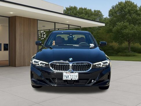 Used 2026 BMW 330i Sedan w/ Premium Package RWD image 4