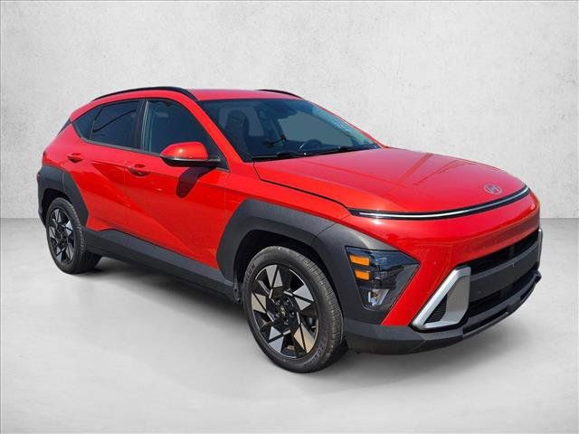 Used 2025 Hyundai Kona SEL FWD image 3