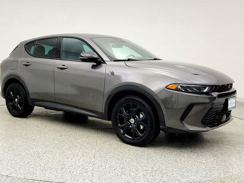 Used 2024 Dodge Hornet R/T w/ Tech Pack w/o Parking image 3