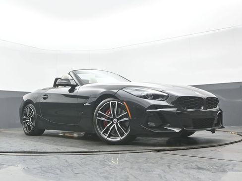 Used 2023 BMW Z4 M40i w/ Premium Package RWD image 27