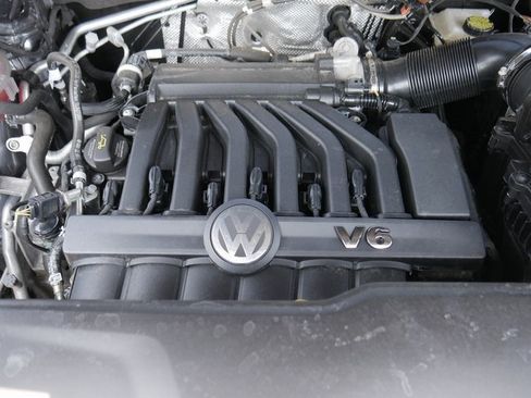 Used 2022 Volkswagen Atlas SEL image 12