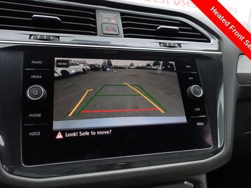 Used 2019 Volkswagen Tiguan SEL R-Line image 18
