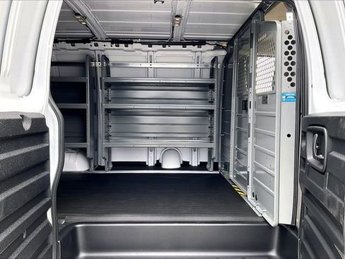 New 2025 Chevrolet Express 3500 w/ Driver Convenience Package image 21