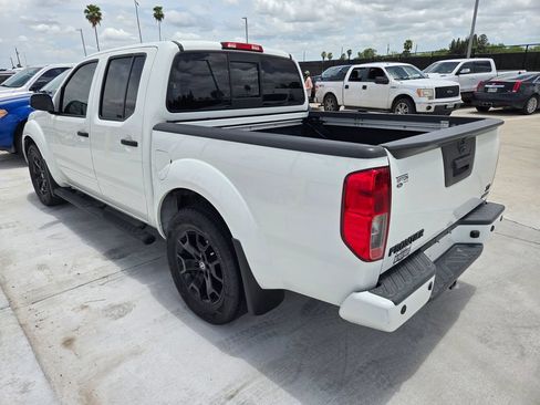 Used 2021 Nissan Frontier SV w/ Midnight Edition Floor Mats RWD image 5