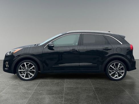 Used 2021 Kia Niro Touring FWD image 4