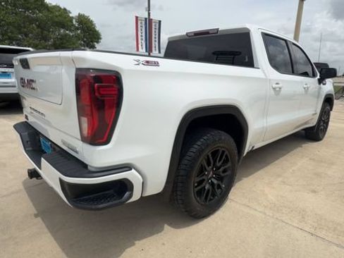 Used 2024 GMC Sierra 1500 Elevation AWD/4WD image 8