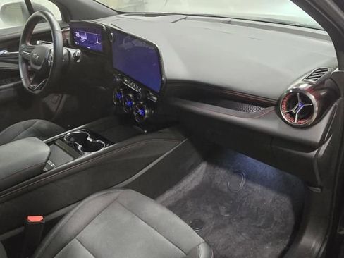 Used 2024 Chevrolet Blazer EV RS image 15