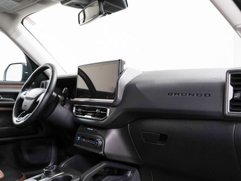 Certified 2025 Ford Bronco Sport Outer Banks w/ Sasquatch Outer Banks Package AWD/4WD image 24