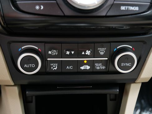 Used 2016 Acura ILX w/ Premium Package FWD image 31