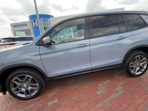 Used 2023 Honda Passport EX-L image 6
