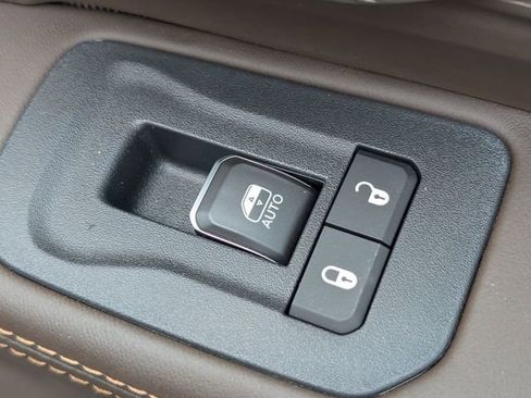 New 2026 RAM 2500 Limited AWD/4WD image 34