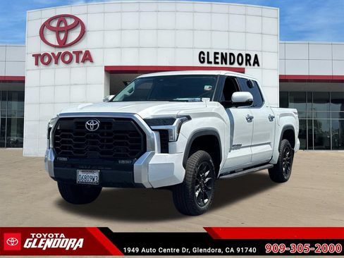 Used 2023 Toyota Tundra Limited w/ TRD Off-Road Package AWD/4WD image 5