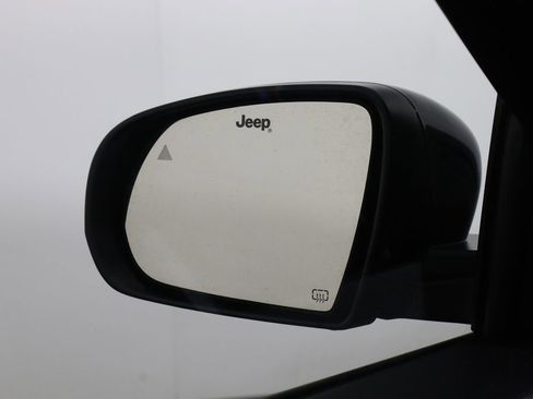 Used 2024 Jeep Compass Limited w/ High Altitude Package image 49