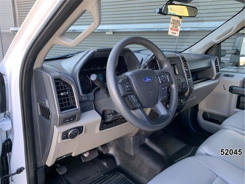 Used 2022 Ford F550 4x4 Crew Cab Super Duty w/ Power Equipment Group image 24