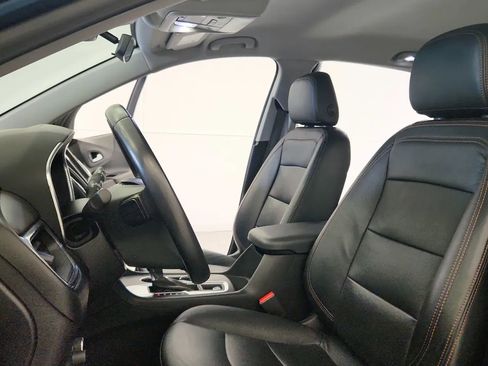 Used 2020 Chevrolet Equinox LT w/ Driver Convenience Package image 27