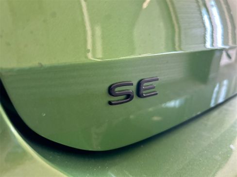 New 2026 Volkswagen Taos SE image 50