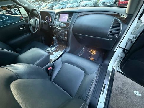 Used 2016 INFINITI QX80 4WD w/ 22" Wheel Package image 18