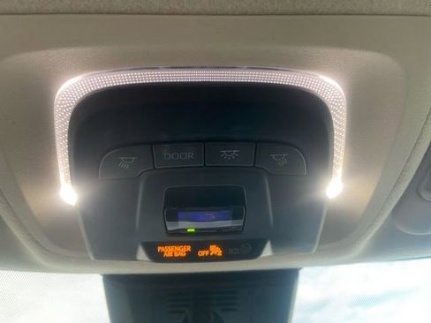 Used 2024 Toyota Corolla LE image 28