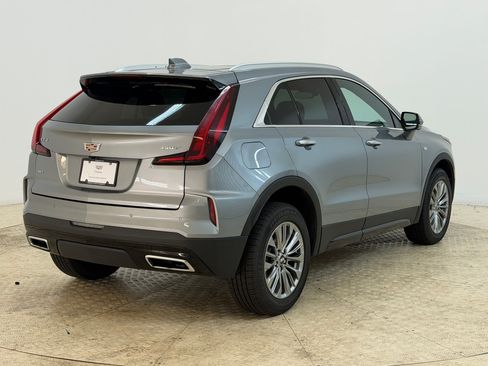 Used 2025 Cadillac XT4 Premium Luxury AWD/4WD image 9