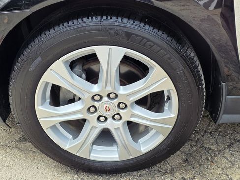 Used 2016 Cadillac SRX Performance w/ Driver Awareness Package AWD/4WD image 14