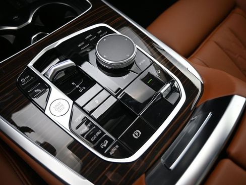 New 2026 BMW X7 xDrive40i image 17