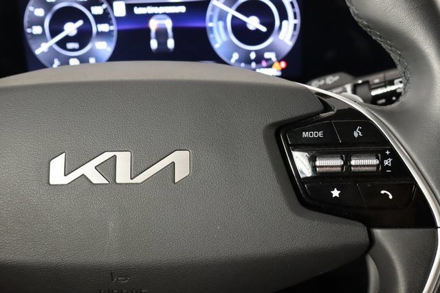 Certified 2023 Kia Niro Wind FWD image 10
