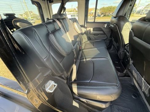 Used 2024 Jeep Wrangler High Altitude image 12