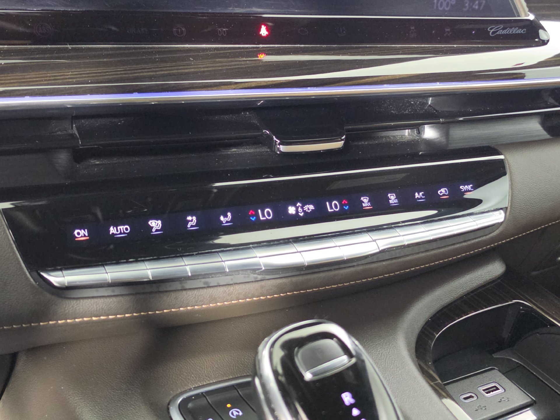 Used 2021 Cadillac Escalade Sport w/ Driver Assist Tech Package AWD/4WD image 18