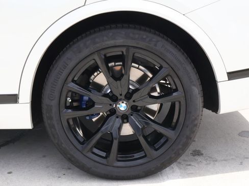 Used 2026 BMW X7 xDrive40i w/ Executive Package AWD/4WD image 9