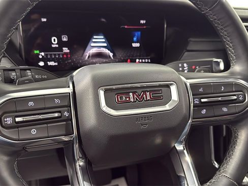 Certified 2025 GMC Acadia Elevation image 24