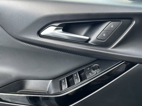 New 2026 Chevrolet Equinox RS image 11