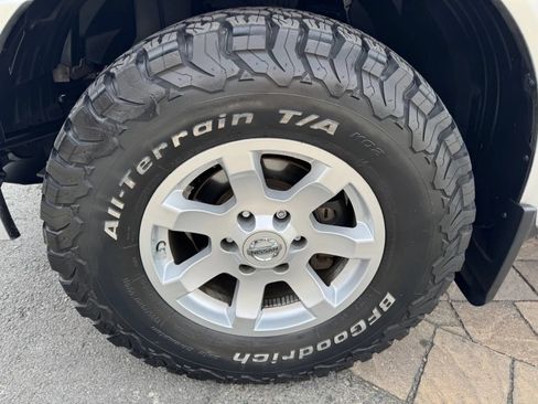Used 2007 Nissan Titan SE AWD/4WD image 15