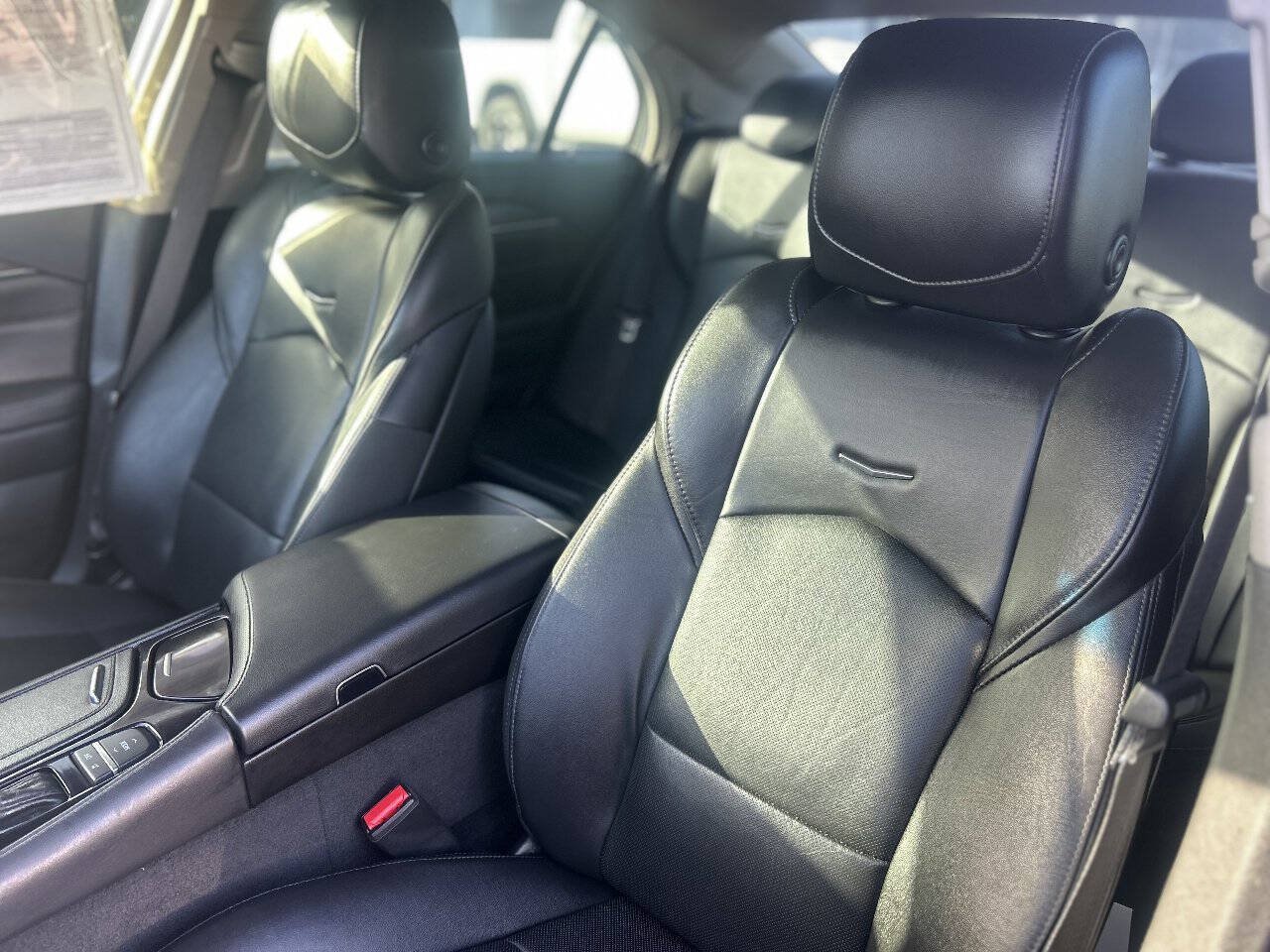 Used 2019 Cadillac CTS Sedan w/ Seating Package RWD image 16