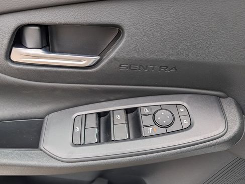 New 2026 Nissan Sentra SV w/ SV Convenience Package FWD image 14