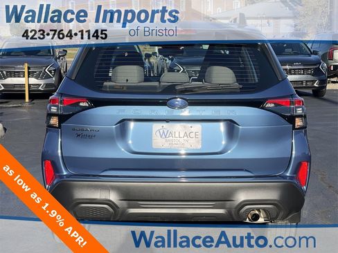Certified 2025 Subaru Forester w/ Convenience Package #2 image 5