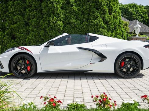 Used 2020 Chevrolet Corvette Stingray Premium Cpe w/ 3LT Preferred Equipment Group RWD image 3