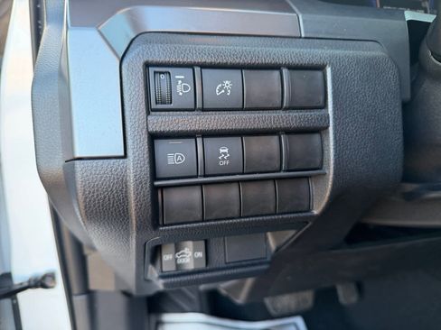 Used 2025 Toyota Tacoma TRD Off-Road image 22