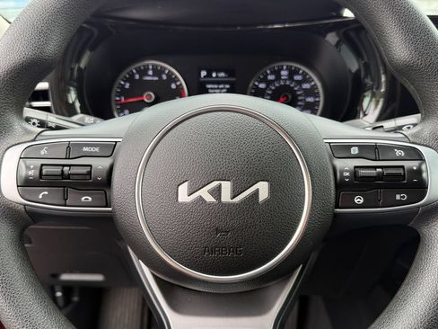 Used 2023 Kia K5 LXS FWD image 19