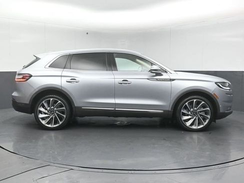 Certified 2023 Lincoln Nautilus Reserve w/ Equipment Group 202A image 8