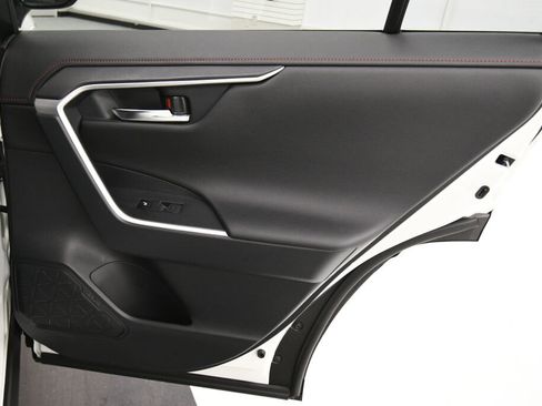 Used 2022 Toyota RAV4 XSE image 38