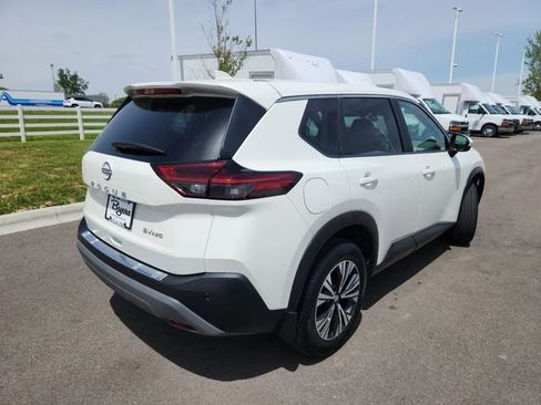 Used 2023 Nissan Rogue SV AWD/4WD image 11