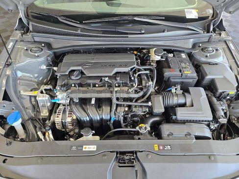 New 2026 Hyundai Elantra Sport FWD image 11