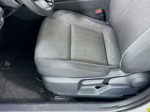 Used 2025 Toyota Camry LE image 19